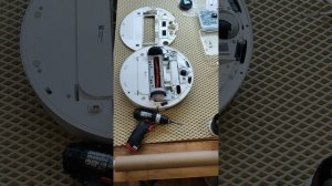 Замена аккумулятора робота-пылесоса Xiaomi Mi Robot Vacuum Mop 2