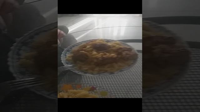 приятного аппетита нам☺
Холостяцкий обед!)