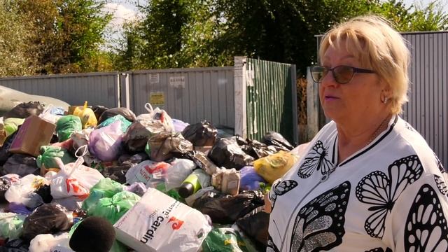 Не контейнерные площадки, а настоящие помойки Орск покрывается кучами мусора 2 смотреть онлайн