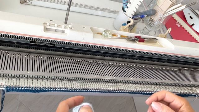 Knitting machine смотреть онлайн