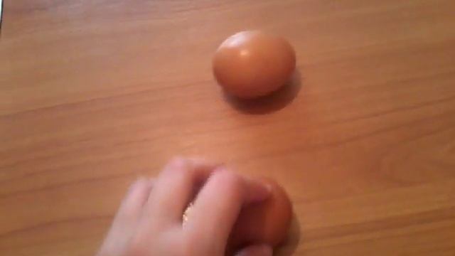 Как узнать варёное яйцо или нет? смотреть онлайн