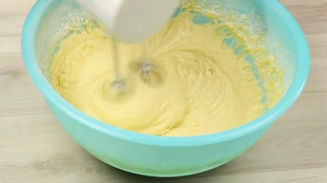 Их всегда мало! АПЕЛЬСИНОВЫЕ КЕКСЫ / МАФФИНЫ с воздушным сливочным кремом | Десерты | FoodLove