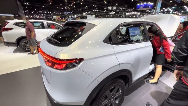 Honda HRV E HEV 2024 model SUV смотреть онлайн