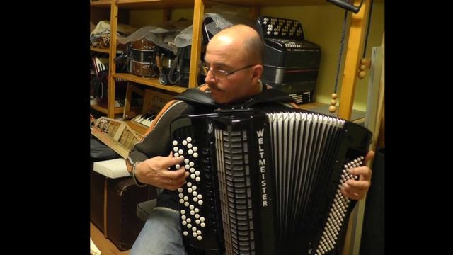 Listja Zheltye - Листья желтые - Akkordeon: Weltmeister Romance 874 B - Viktor Maurer смотреть онлайн