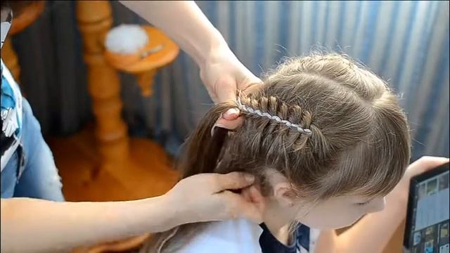 Красивые косички с лентой на 1 сентября. Бант Надия смотреть онлайн