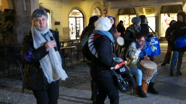 Intrecciat3 8 marzo 2024/ Piazza San Fedele Como/ SAM 0505 смотреть онлайн