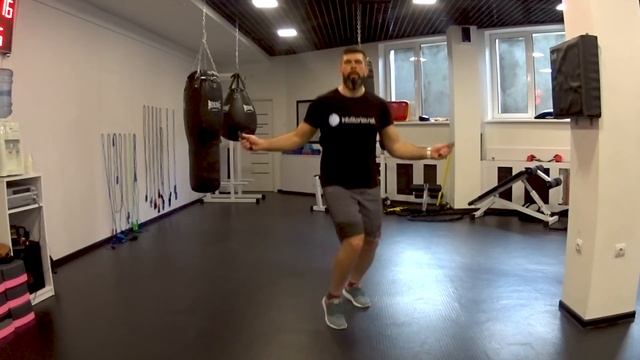 Как прыгать на скакалке. Упражнения на скакалке для бокса.