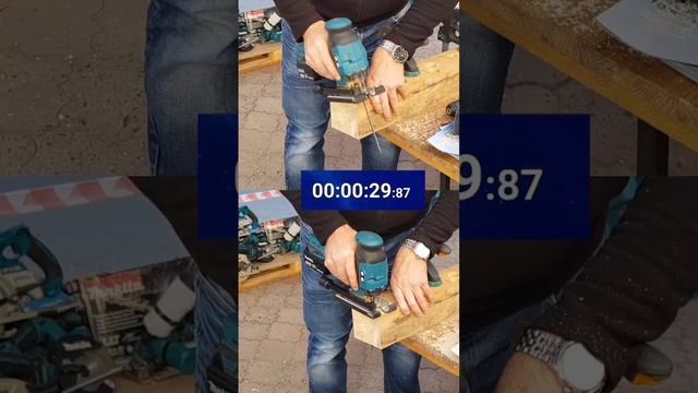 Сравнение скорости пропила с включенным маятниковым ходом и выключеным. Лобзик Makita DJV181 смотреть онлайн