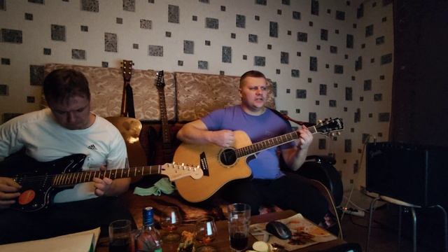 Король и Шут - Камнём по голове..Кавер на гитарах .. Соло вокал ритм . смотреть онлайн