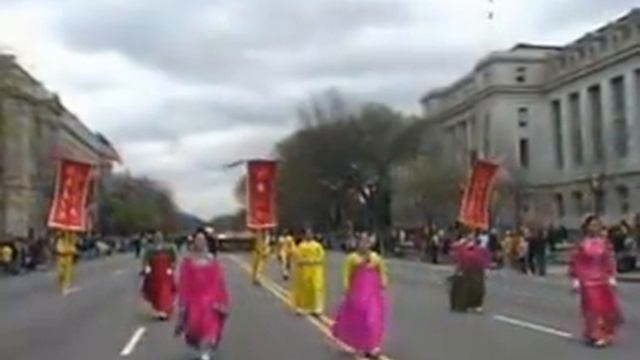 Falun Gong at National Cherry Blossom Parade смотреть онлайн