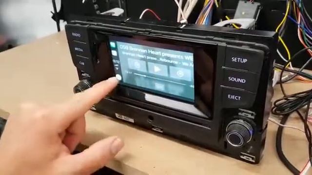 Aftermarket CARplay On OEM VW Composition Colour 5 Inch