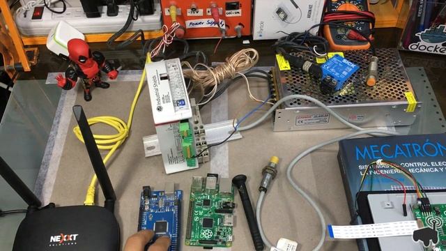 #ARDUINO TUTORIAL#1PLC Industrial Shields Hack Ethernet -Raspberry pi HMI -NodeRED dashboard - MQTT смотреть онлайн