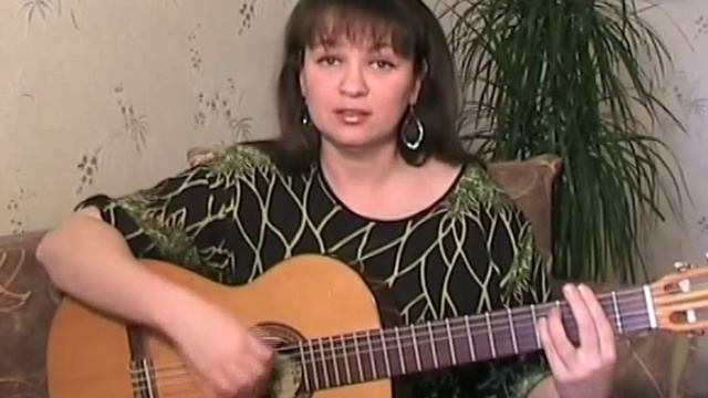 Видео урок игры на гитаре песни группы Кино 'Группа крови' от Алены Кравченко смотреть онлайн