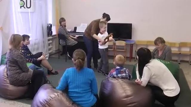 В курганском Центре помощи детям показали, как помочь малышу смотреть онлайн
