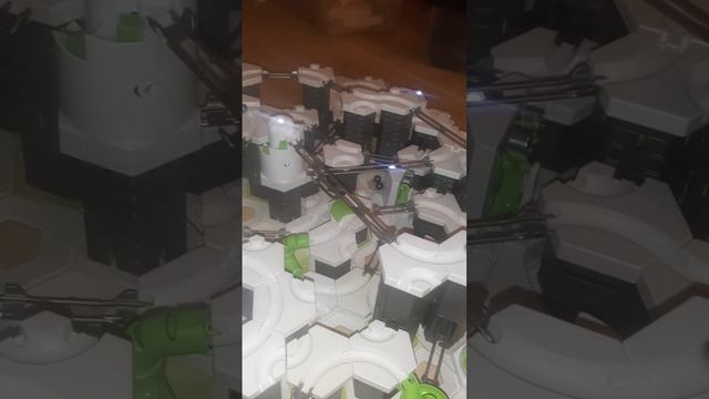 huge infinite loop! (Gravitrax power) смотреть онлайн