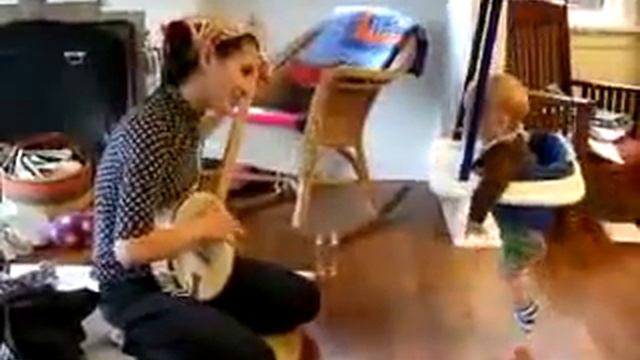 танец ребенка бод банджо смотреть онлайн