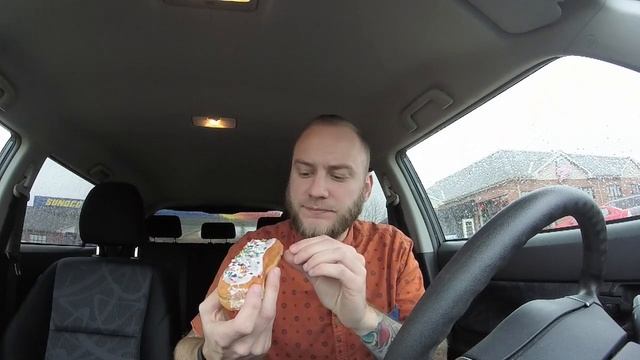 Lil Donut Factory Vanilla Sprinkle Donut Review / Columbus смотреть онлайн