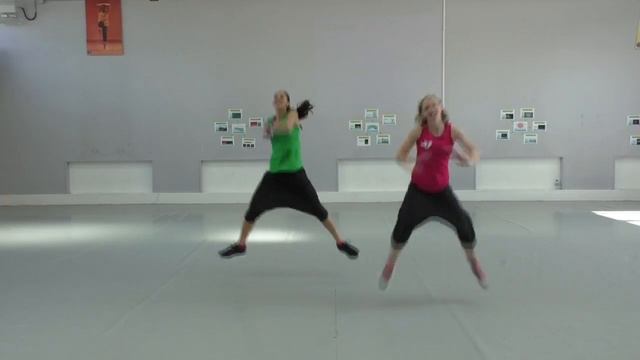 Uptown Funk - super easy Zumba Routine смотреть онлайн
