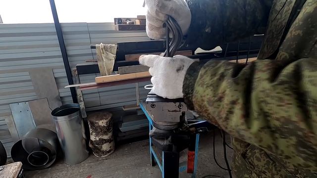 Кузнечная корзинка из проволоки 5мм за 15 минут с помощью простого приспособления. смотреть онлайн