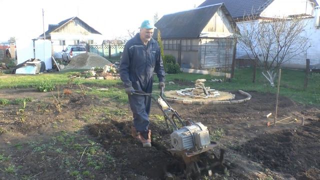 18.Посадка томатов. Ласточки вьют гнездо.Поездка за рассадой и картофелем. смотреть онлайн