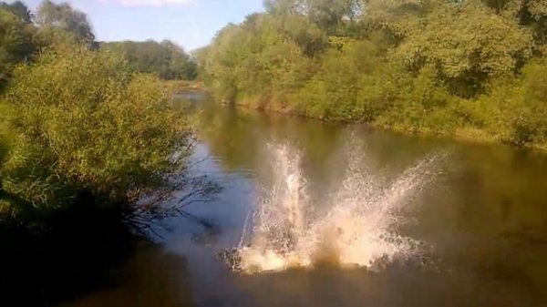 Течет ручей