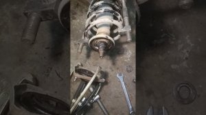 Замена опорных подшипников Лада приора