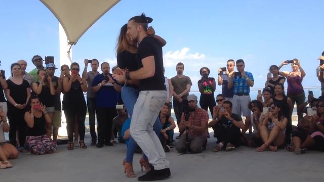 Isabelle and Felicien Kizomba at Sydney Bailar Kizomba Festival 20/02/2016 смотреть онлайн