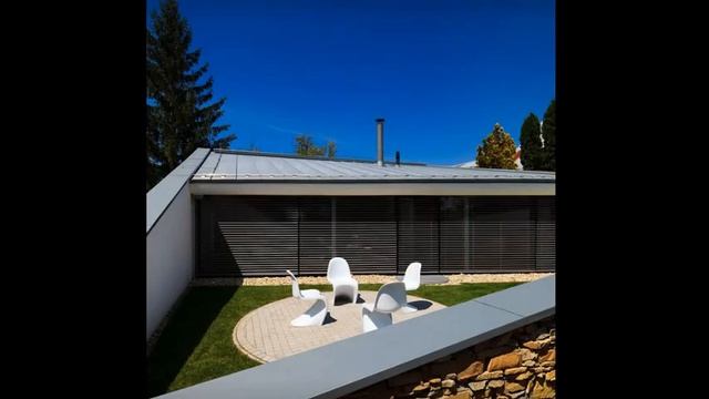 СОВРЕМЕННЫЙ ДОМ ЗАГОРОДНЫЙ С ВНУТРЕННИМ ДВОРИКОМ ДИЗАЙН ИНТЕРЬЕРА смотреть онлайн