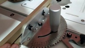 Угловой упор (транспортир) для фрезерных столов и циркулярных пил от Wnew