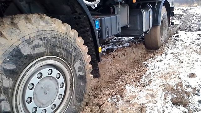 Ивеко в грязи смотреть онлайн