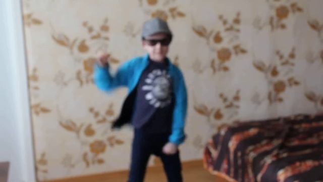 Танцующий мальчик - Жесть!!!)))) смотреть онлайн