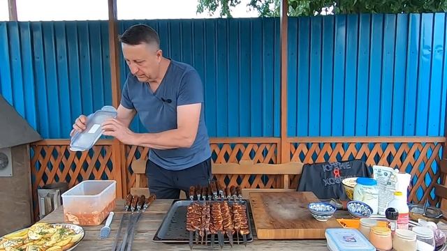 ШАШЛЫКА МНОГО НЕ БЫВАЕТ.СЕГОДНЯ ДВА ВИДА.СЕРДЕЧКИ И УТКА смотреть онлайн