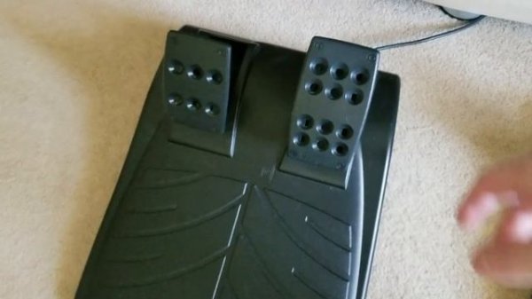 Logitech Driving Force GT / Formula Force EX / MOMO wheels visual comparison and Force Feedback Tes