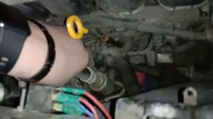 ниссан кашкай 2 где находится клапан термостата.