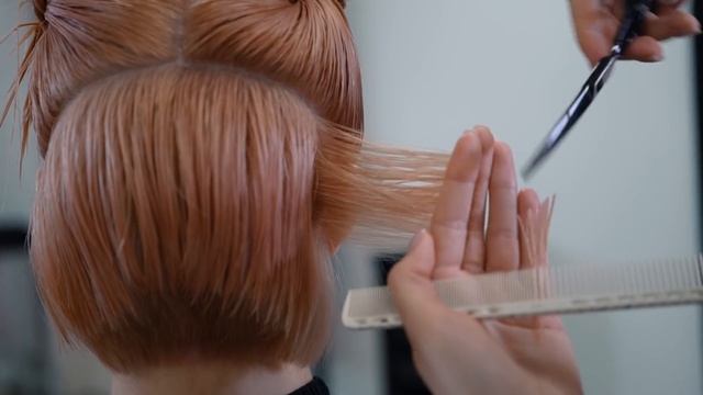 DEMETRIUS | Стрижка боб каре | СУПЕР ОБЪЕМНЫЙ затылок в стрижка каре | Короткая женская стрижка, EN смотреть онлайн