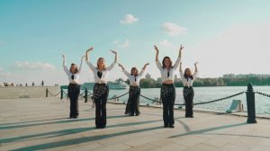 Стрит шааби под зажигательный восточный хит