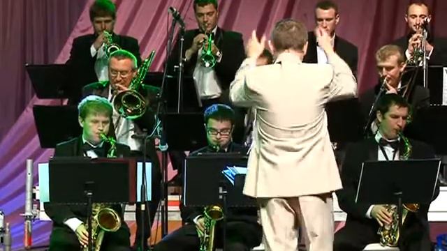 БИГ-БЕНД ДК Металлургов смотреть онлайн