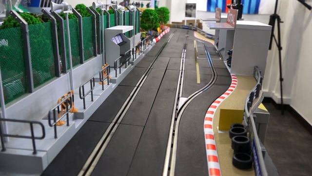 OPEL ASTRA V8 DTM Scalextric 1/32 смотреть онлайн
