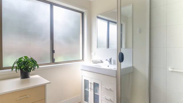 Just Listed - 3/61 Beerwah Parade. Real estate agents, Beerburrum, Glass House Mountains. Leading.. смотреть онлайн