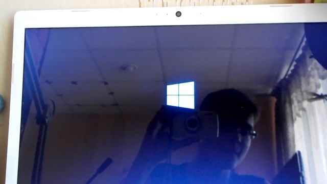 Не включается компьютер,что делать? Чёрный экран белые надписи.Check cable connection! смотреть онлайн