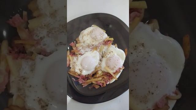 Самый быстрый и простой завтрак .Приготовит даже ребенок. смотреть онлайн