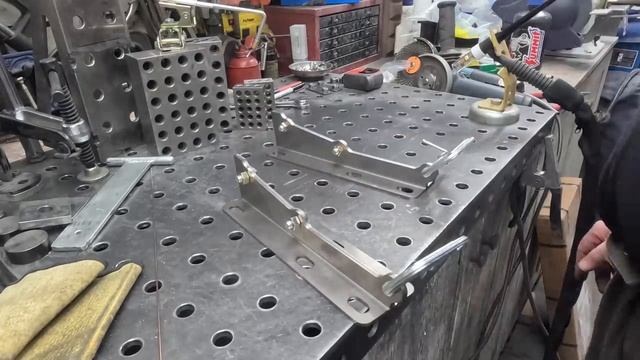 DIY Hood Hinges - New and Improved. смотреть онлайн
