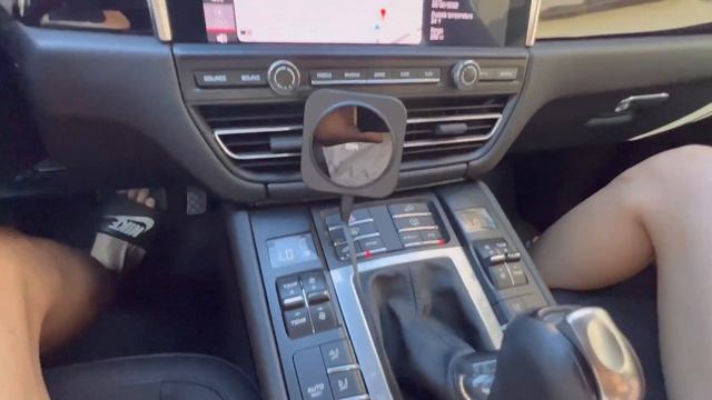Macan POV Driving Around Fun Loaner Car 【Taycan19】 смотреть онлайн