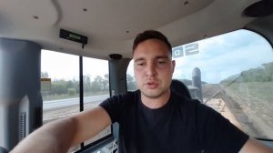 Возведение откосов Автогрейдером! Укладка щебня на Уширение!