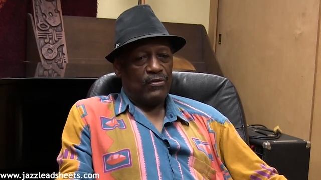 Papa Jo Jones in Count Basie Orchestra: Victor Lewis Interview смотреть онлайн