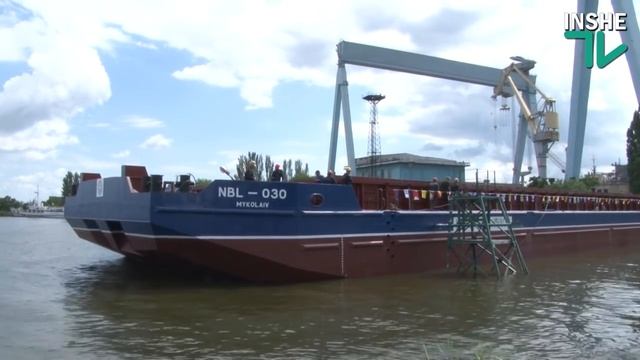 Спуск судна на судостроительном заводе "Нибулон" смотреть онлайн