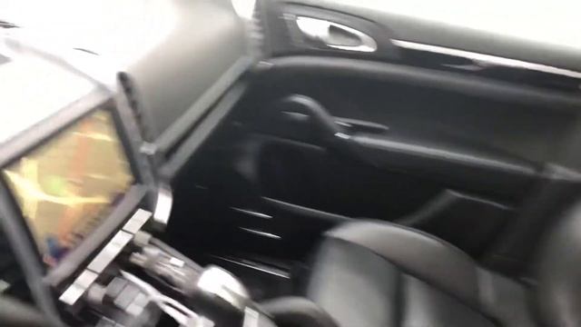 2014 Porsche Cayenne Platinum Edition смотреть онлайн