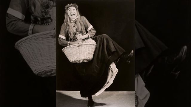 Conny Stuart (live) "VVV" ("Froukje Nijs") ("Waar de blanke top") (3), 1954. смотреть онлайн