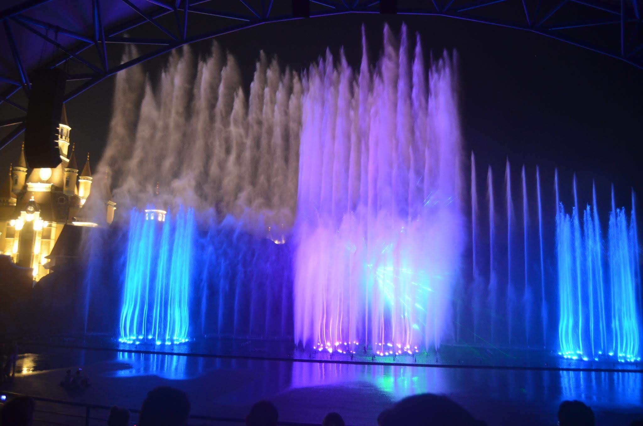 шоу фонтанов на Винперле. 2017