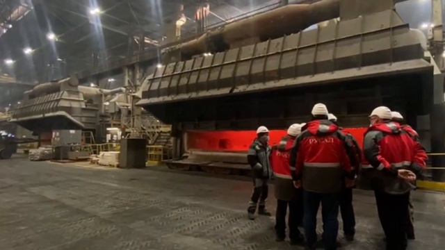 Александр Карелин посетил Красноярский алюминиевый завод. смотреть онлайн